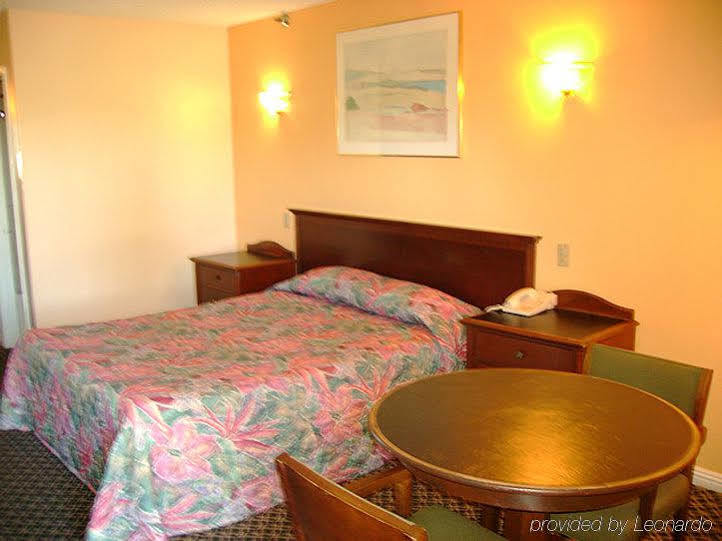 Hotel Corona Ca - Hwy 91 エクステリア 写真