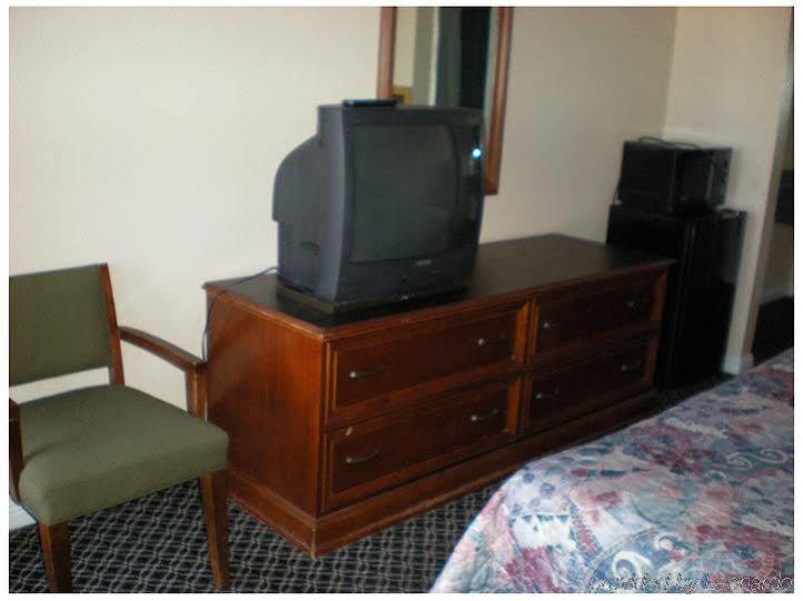 Hotel Corona Ca - Hwy 91 エクステリア 写真