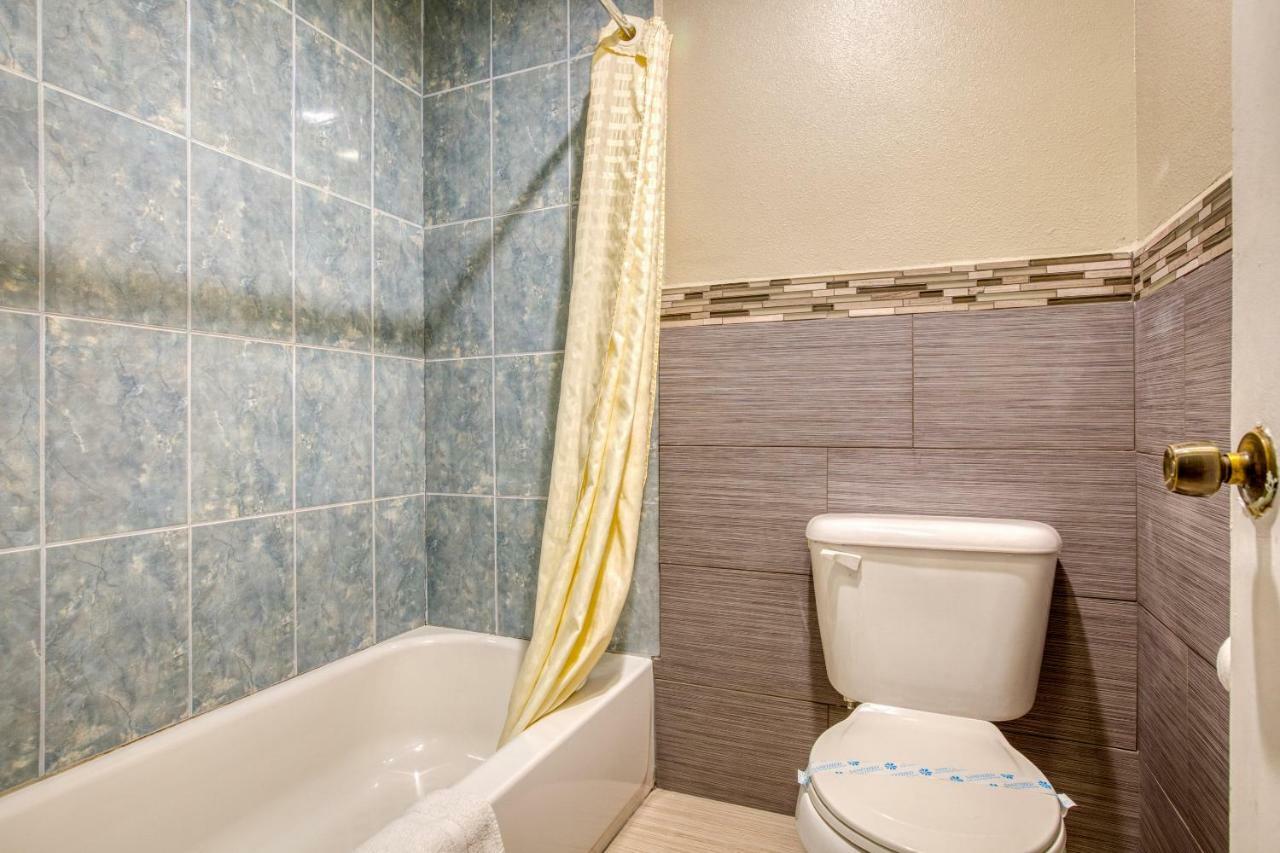 Hotel Corona Ca - Hwy 91 エクステリア 写真